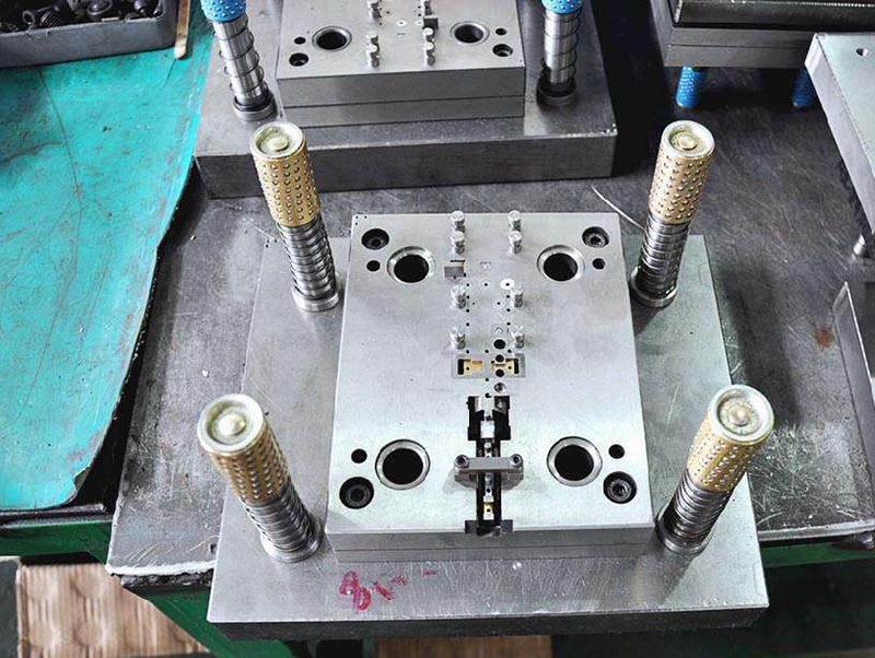 河津模具制造-01